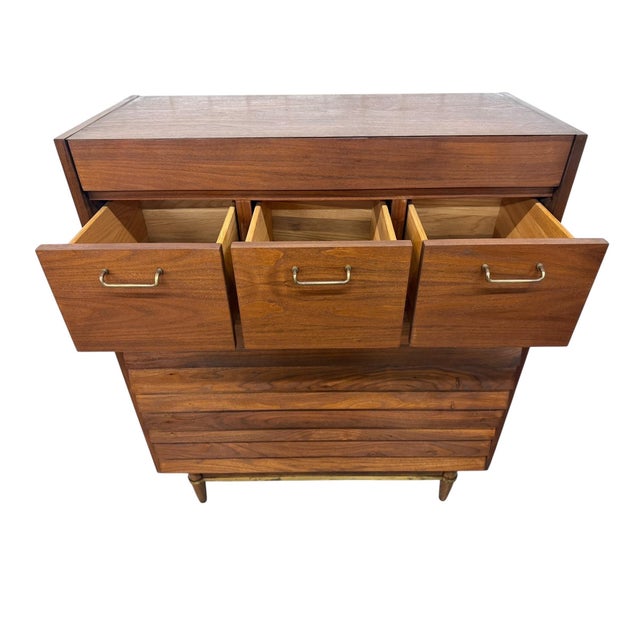 Mid-Century Modern American of Martinsville Dania Walnut High Chest For Sale In Philadelphia - Image 6 of 8
