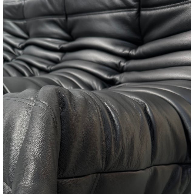 French Togo Sofa in Black Leather attributed to Michel Ducaroy for Ligne Roset, 1970s For Sale - Image 6 of 11
