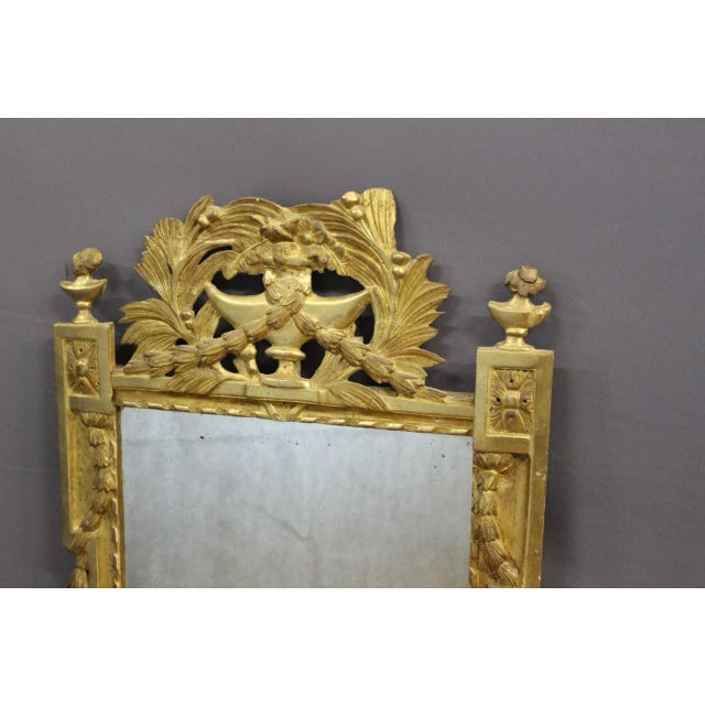 Louis XVI Mirror in Gilded Wood, 18th Century For Sale - Image 3 of 15