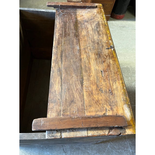 Mid 19th Century Painted Trunk For Sale - Image 10 of 12