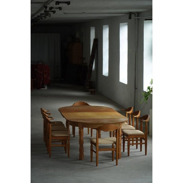 Brown Mid-Century Modern Danish Round Extendable Oak Dining Table, 1960s For Sale - Image 8 of 18