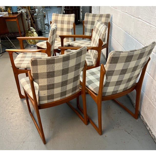 Mid 20th Century Set of Six Danish Mid-Century Modern Teak Sled Leg Dining Chairs by Art Furn For Sale In New York - Image 6 of 17