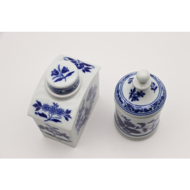 1990s Tea Caddy and Covered Pot Blue & White Floral Pattern,Vista Alegre, Portugal, 1990s For Sale - Image 5 of 7