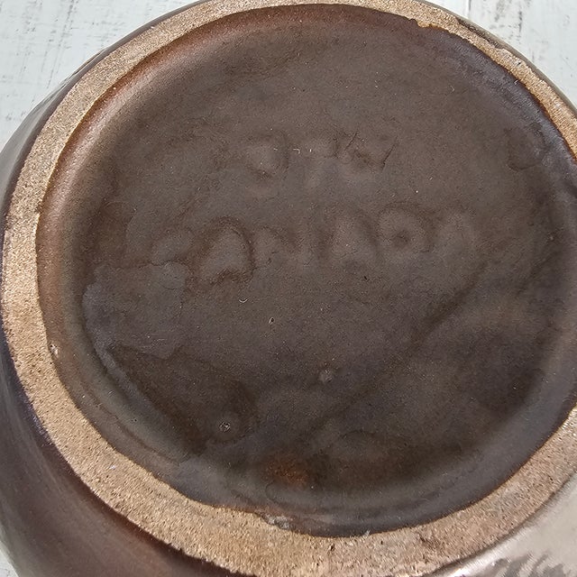 Mid-Century Laurentian Canadian Pottery No. 370 Covered Soup Bowls, Pair For Sale - Image 11 of 11