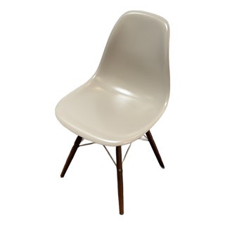 Eames Style Shell Side Chair For Sale