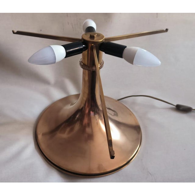 Italian Sculptural Table Lamp in Brass and Acrylic Glass with Embedded Vienna Cane, Italy, 1975 For Sale - Image 11 of 14