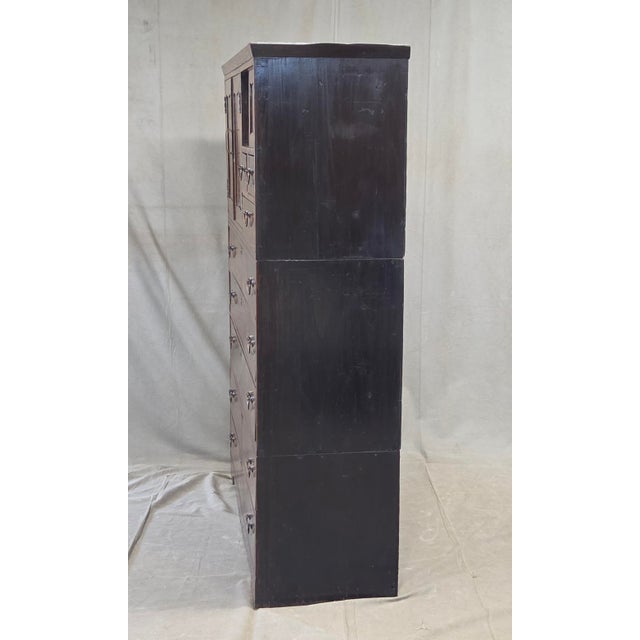Antique 1920s Japanese Three Piece Elm and Kiri Wood Isho Tansu Chest For Sale - Image 12 of 15