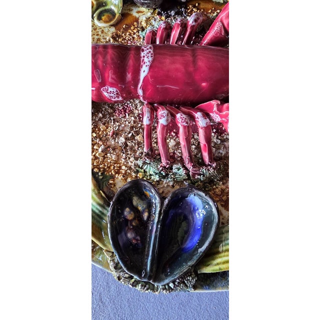 Large Majolica Trompe Loeil Platter with Lobster Decoration, 1950 For Sale - Image 4 of 9