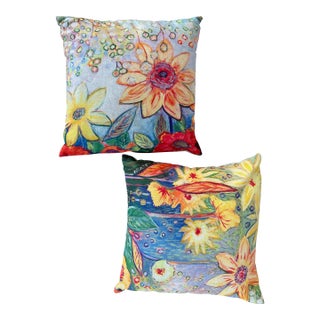 Vintage Pair of Colorful Floral Throw Pillows For Sale