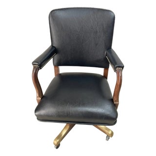 Late 20th Century Gunlocke Leather Adjustable Swivel Office Chair For Sale