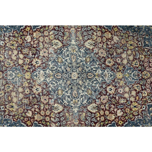 Vintage Hand-Woven Middle Eastern Oriental Isfahan Rug, 1940s For Sale - Image 3 of 14