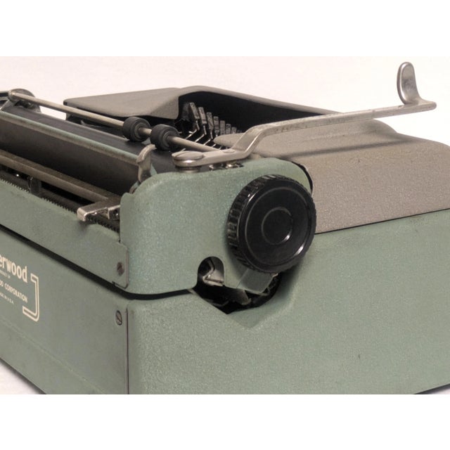 Green Mid-Century Jewell Underwood Typewriter in Green For Sale - Image 8 of 12