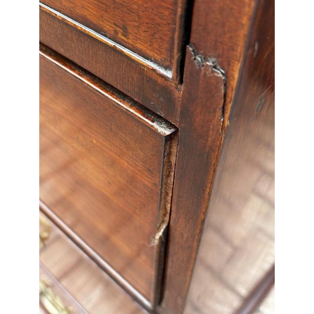 George II Chest of Drawers in Mahogany For Sale - Image 18 of 18
