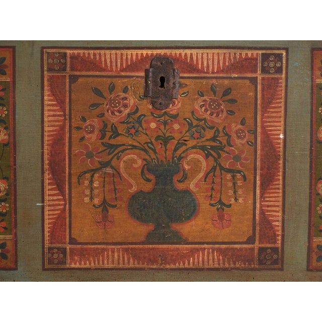 Antique Painted Dowry Chest in Pine, Central Europe, 1850 For Sale - Image 11 of 15