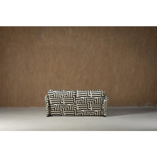 1970s Vintage Maralunga Two-Seater Sofa in Myth Velvet by Vico Magistretti for Cassina, 1970 For Sale - Image 5 of 12
