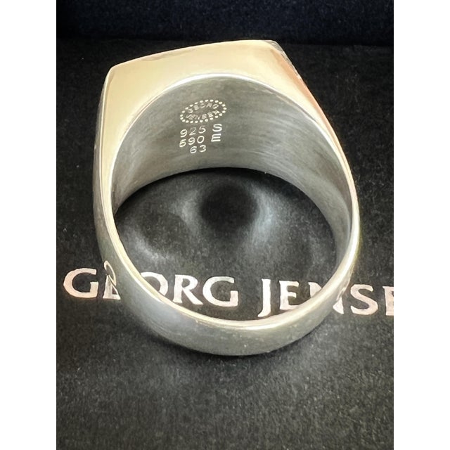 Contemporary Lovely Danish Georg Jensen 925 Sterling Silver Hammered Signet Ring Sz 10.75 For Sale - Image 3 of 5