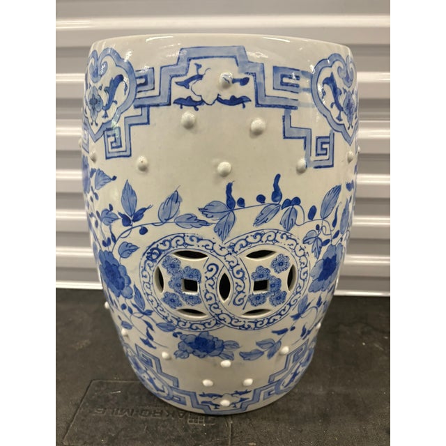 Ceramic Vintage Blue and White Chinoiserie Ceramic Garden Stool For Sale - Image 7 of 7