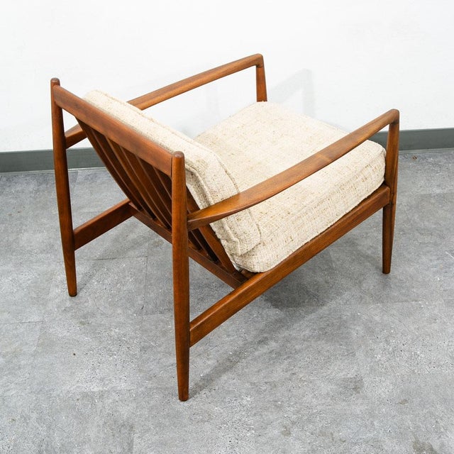 Mid Century Danish Modern Lounge Chair Walnut Wool Fabric Armchair Vintage White For Sale - Image 4 of 12
