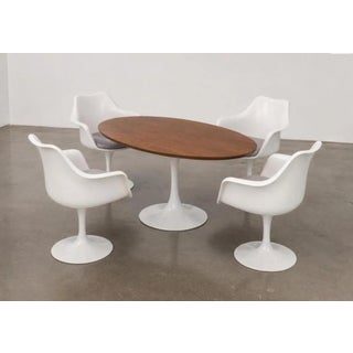 Mid-Century Modern Tulip Dining Set · 4 White Tulip Chairs + Oval Pedestal Table For Sale