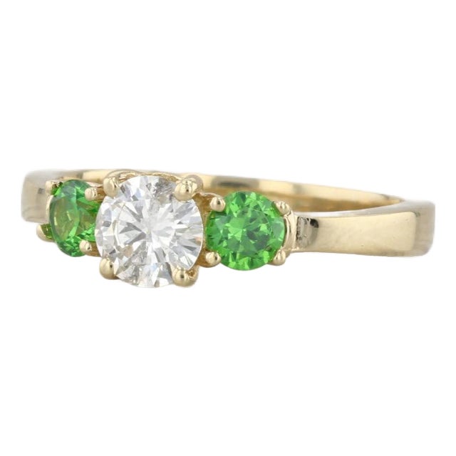 1.17ctw Diamond Green Demantoid Garnet 3-Stone Engagement Ring 18k Gold Sz 7.75 For Sale