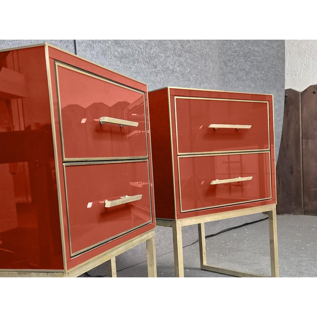 This Italian bedside table exclusively for Milan Fashion Week features luxurious Murano glass in terracotta, solid wood...