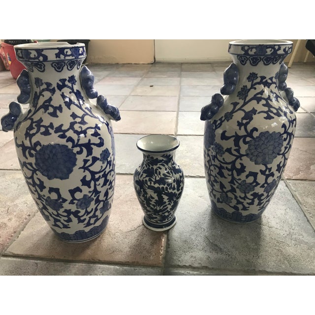 Blue Large 14" Vintage Chinoiserie Blue & White Lotus Vases With Foo Dog Handles – Pair For Sale - Image 8 of 8
