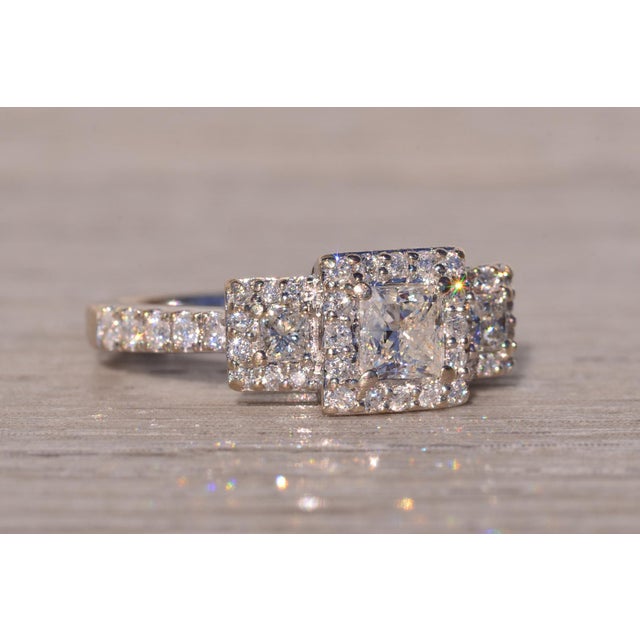 Silver The Eze: Past Present Future Natural Diamond Ring in White Gold For Sale - Image 8 of 11