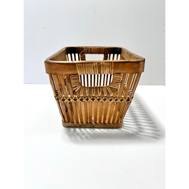 Late 20th Century Vintage Woven Wood & Rattan Storage Basket With Handles – Rustic Kitchen, Pantry or Countertop Organizer For Sale - Image 5 of 11