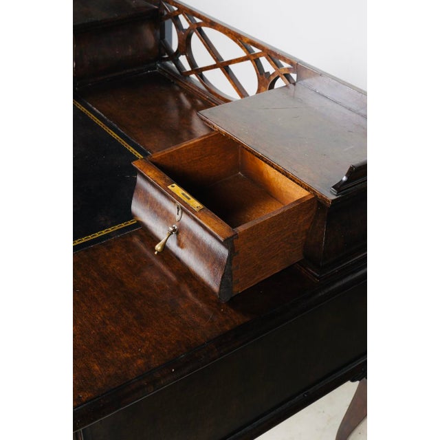 1920s 1920s English Georgian Revival Mahogany Kneehole Desk With Fretwork Gallery & Inset Leather Writing Surface For Sale - Image 5 of 10