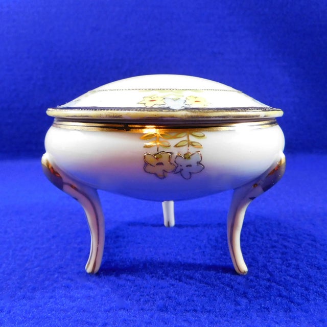 French Antique Morimura Nippon Dresser Powder Trinket Box For Sale - Image 3 of 13