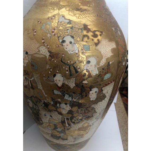 Asian Style Pair of Japanese Satsuma Hand Paintedwith Gold Vases Meiji Period For Sale - Image 4 of 9