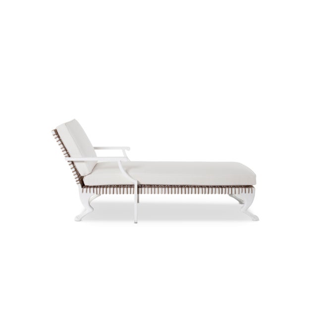 Contemporary Delta Tau Chaise Lounge in White For Sale - Image 3 of 7