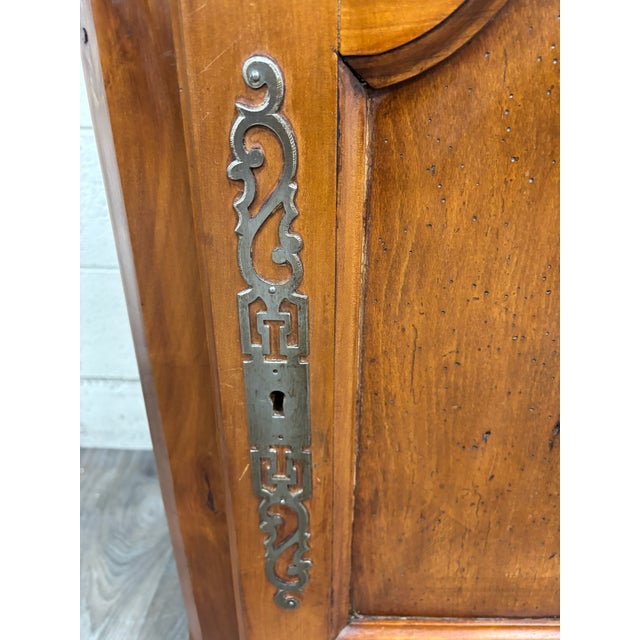 Antique French Country French Louis XV Style Petite Pedestal Confiturier Cabinet For Sale - Image 12 of 17