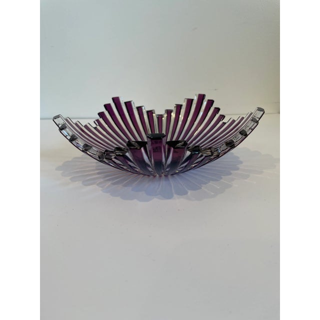 Beautiful postmodern cut crystal or glass bowl in a curved star design. Great contrasting colored ribs in clear and amethyst.