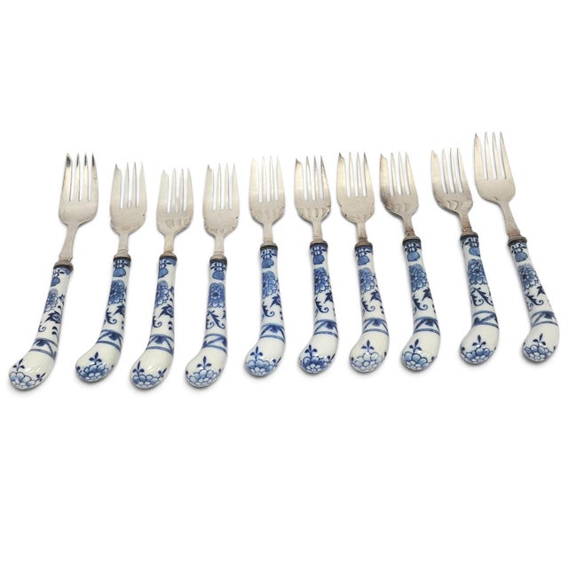 Mid-20th Century House of Prill Blue Onion Porcelain Flatware, 49 Pieces For Sale - Image 4 of 18