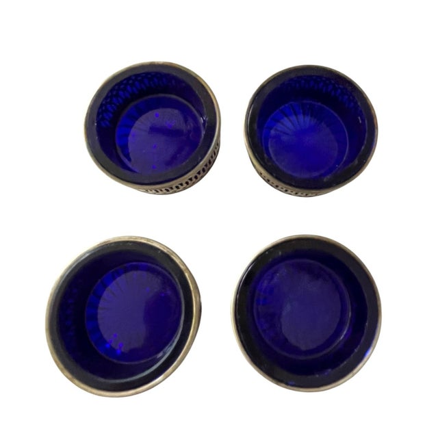 Antique Set of 4 Sterling Silver Cobalt Blue Glass Salt Cellar 1900 Footed Edwardian Victorian For Sale In Miami - Image 6 of 7