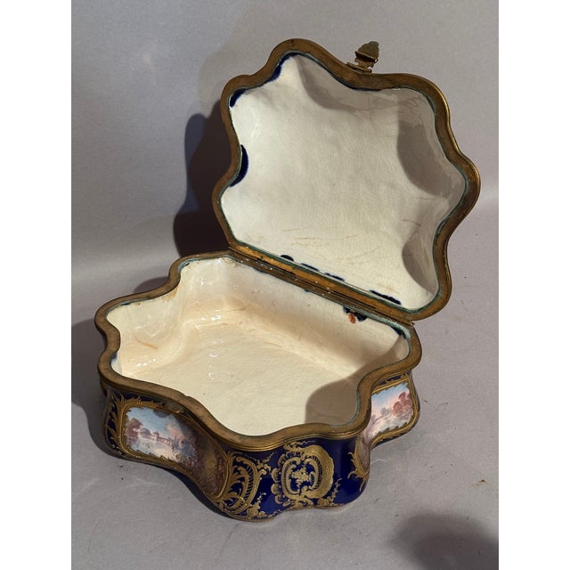 Blue 1860s Sevres Rococo Blue Gilt Porcelain Jewelry Box For Sale - Image 8 of 13