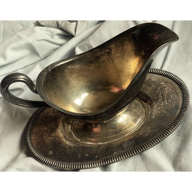 Mid 20th Century Poole Silver Co. Epns Silver Plate Gravy Boat With Attached Underplate For Sale - Image 4 of 10
