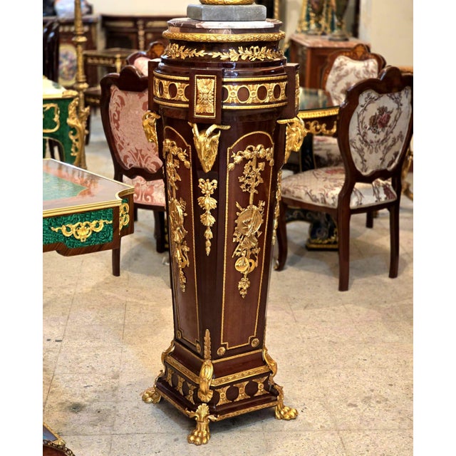 Luxury Ornate Wood Pedestal With Bronze Accents, Gold Leaf Details & Marble Top For Sale - Image 4 of 4
