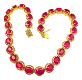 Example of English Link and Chain Necklaces