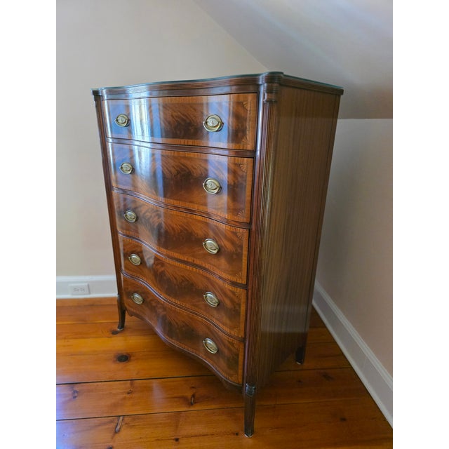 Traditional Early 20th C. Georgian Flame Mahogany Chest of Drawers For Sale - Image 3 of 15