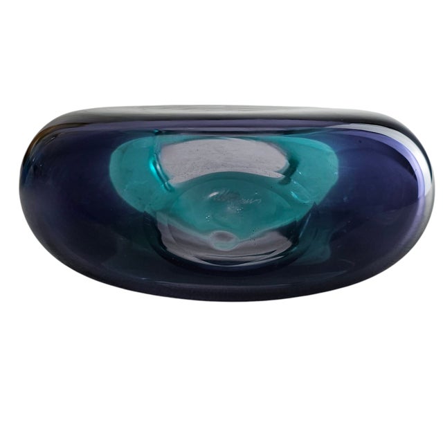 Contemporary Maureen Williams Signed Australian Studio Art Glass Vase Teal/Amethyst 8" For Sale - Image 3 of 9