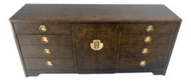 Example of Mastercraft Dressers and Chests of Drawers
