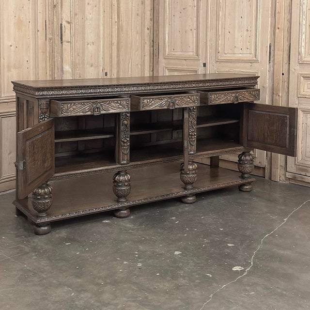 Antique French Renaissance Raised Buffet in Carved Oak For Sale - Image 14 of 18