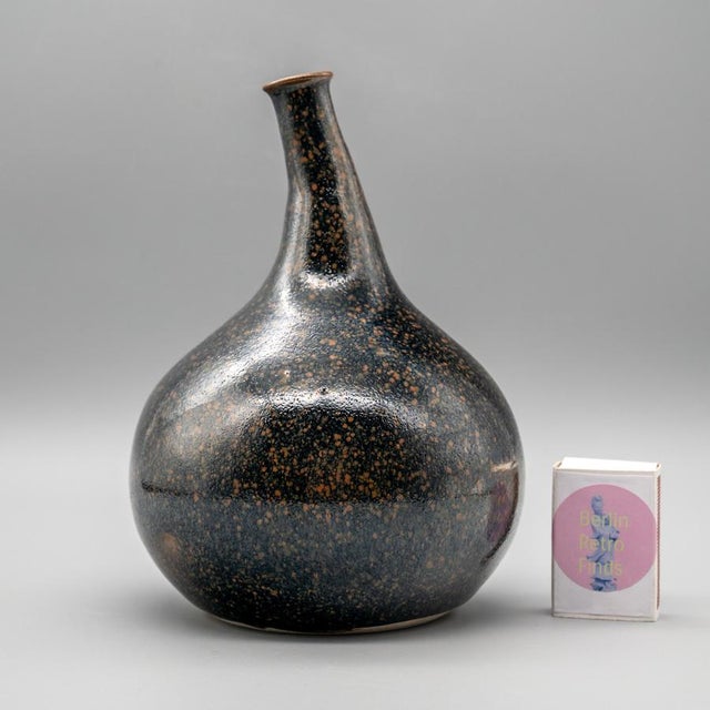 Mid-Century Tenmoku Glazed Kyō-Yaki Vase attributed to Miura Chikken, Japan, 1960s For Sale - Image 6 of 11