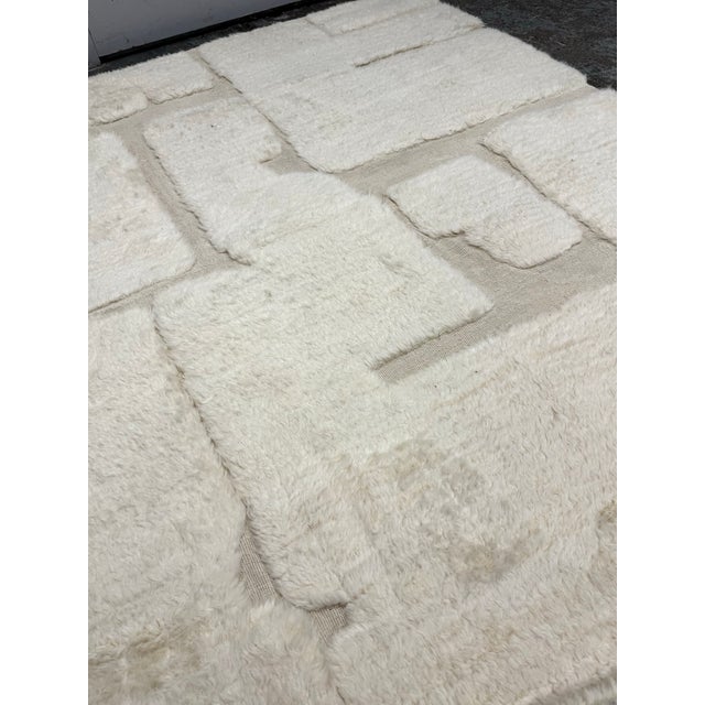 Ivory 6ft × 9ft 1in Restoration Hardware Ilyas Ivory Wool Rug For Sale - Image 8 of 12