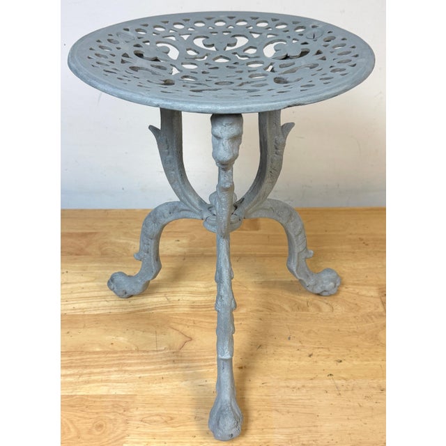 Off-white Pair Aesthetic Movement Cast Iron Garden Tabourets / Tables Possibly J.W. Fiske For Sale - Image 8 of 14
