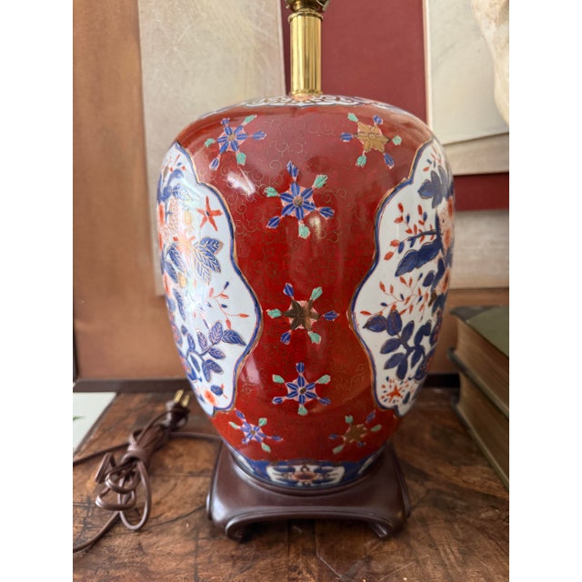 Ceramic Vintage Chinoiserie Imari Style Table Lamp on Ming Base, Deep Burgundy and Navy Asian Floral Porcelain Lamp For Sale - Image 7 of 11