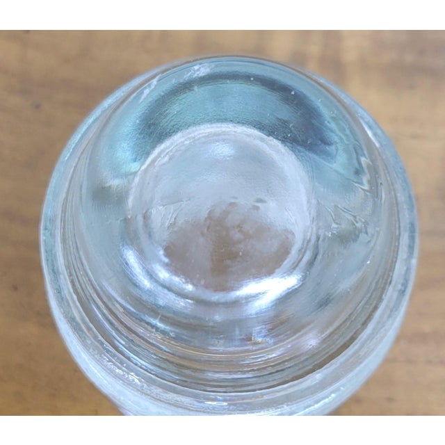 Early 20th Century Vintage Hemingray 16 Clear Glass Insulator For Sale - Image 5 of 10