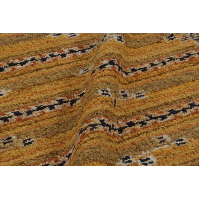 Textile Rug & Kilim’s Modern Scandinavian Style Rug “Marta Stripe” Design in Gold Tones For Sale - Image 7 of 8